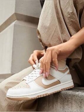 Nike Dunk (Women’s)